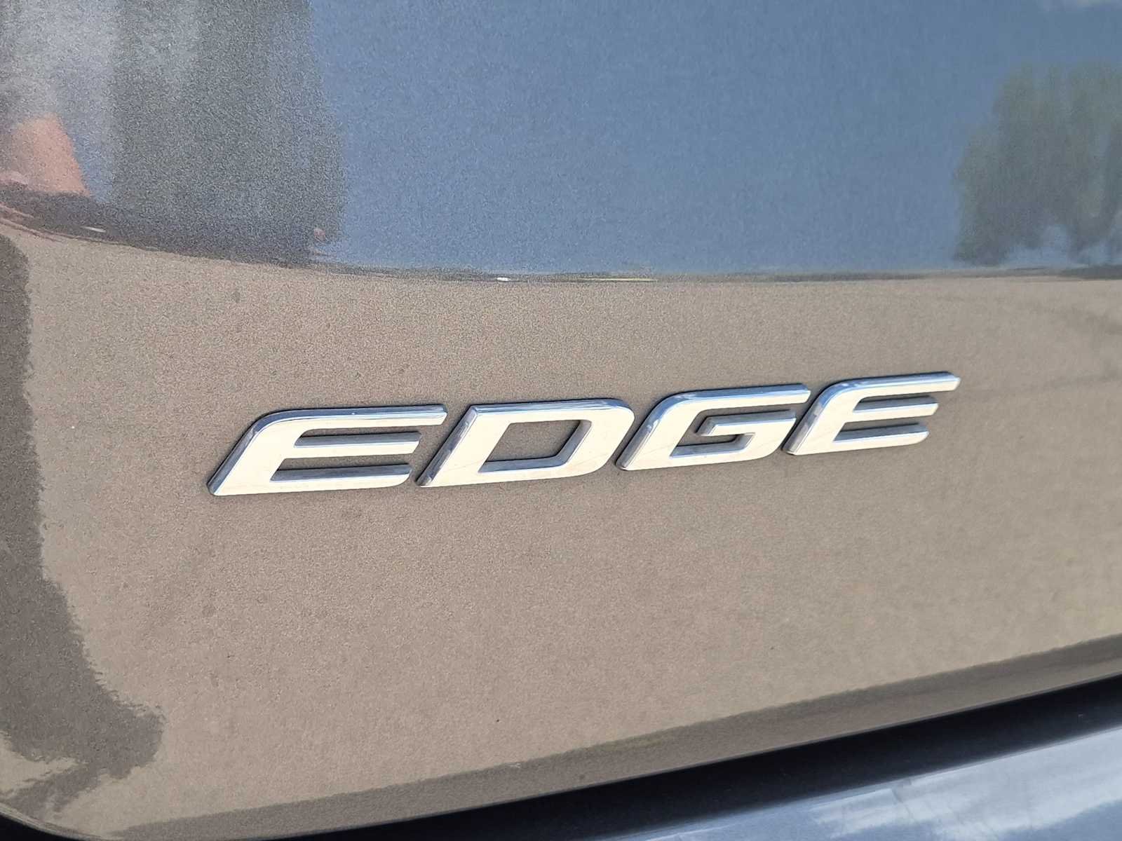 Used 2019 Magnetic Metallic Ford Titanium image 12