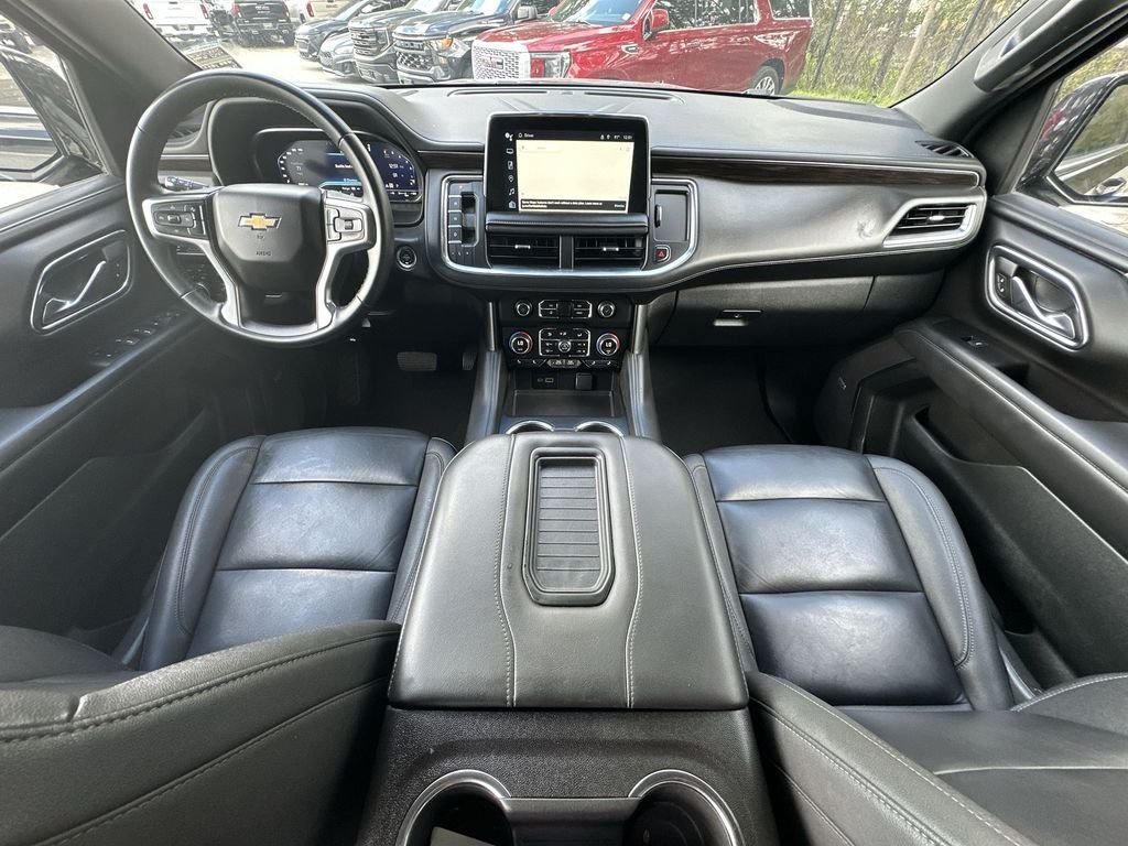 2024 Chevrolet Suburban LT - Photo 20