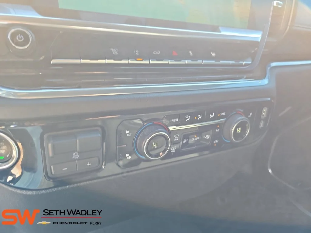 Used 2025 Sterling Gray Metallic Chevrolet LT image 23