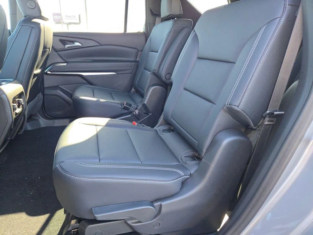 2027 Chevrolet Traverse LT - Photo 16