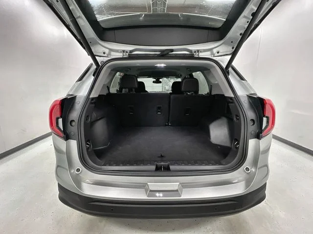 2022 GMC Terrain SLE - Photo 24