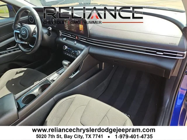 Used 2023 Blue Hyundai SEL image 16