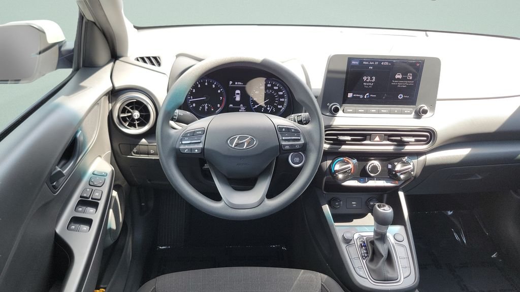 2023 Hyundai Kona SEL - Photo 14