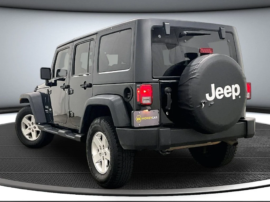 Used 2016 Black Jeep Unlimited Sport image 4