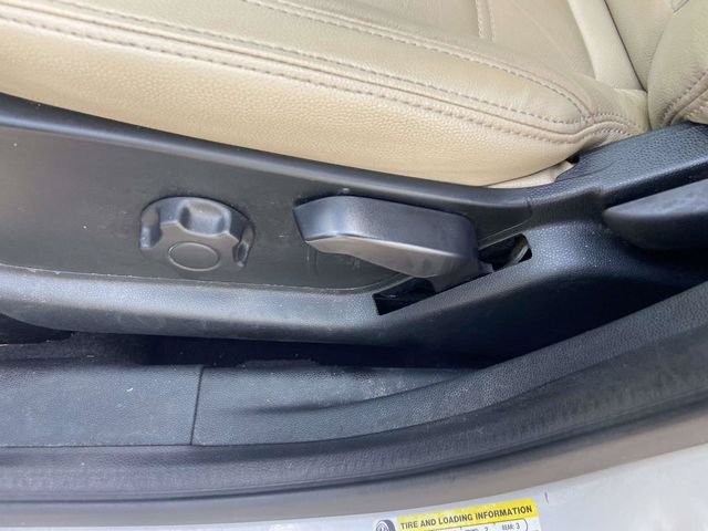 Certified Used 2021 Silver Ford SE image 13