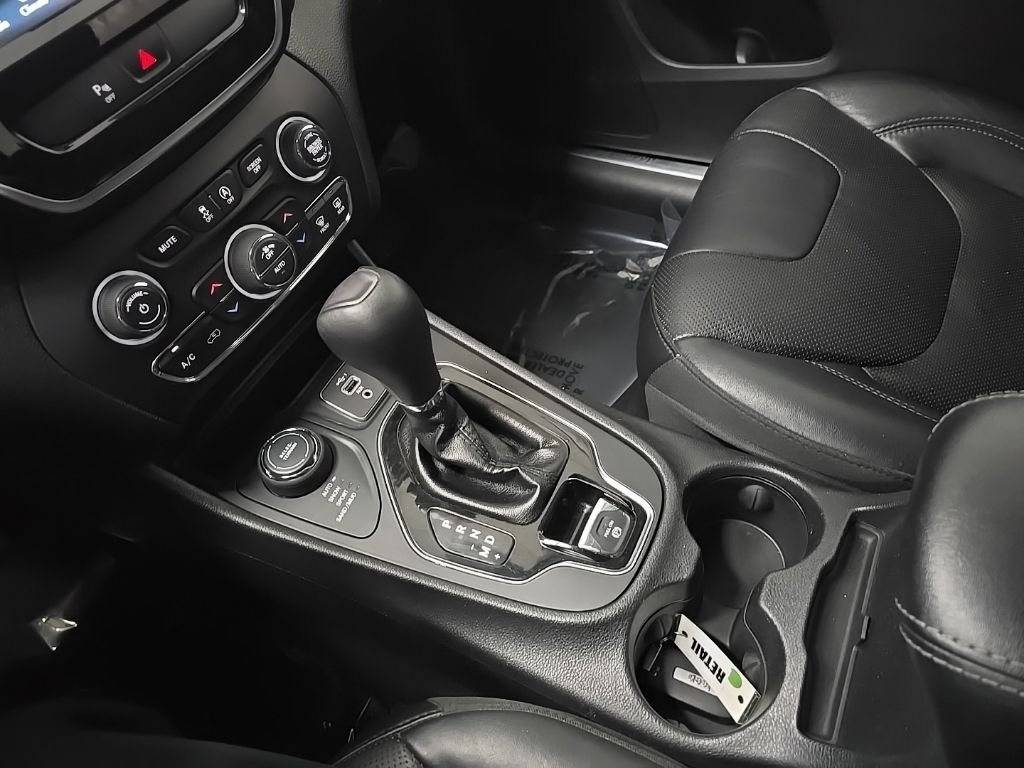 Used 2020 White Jeep Limited image 26