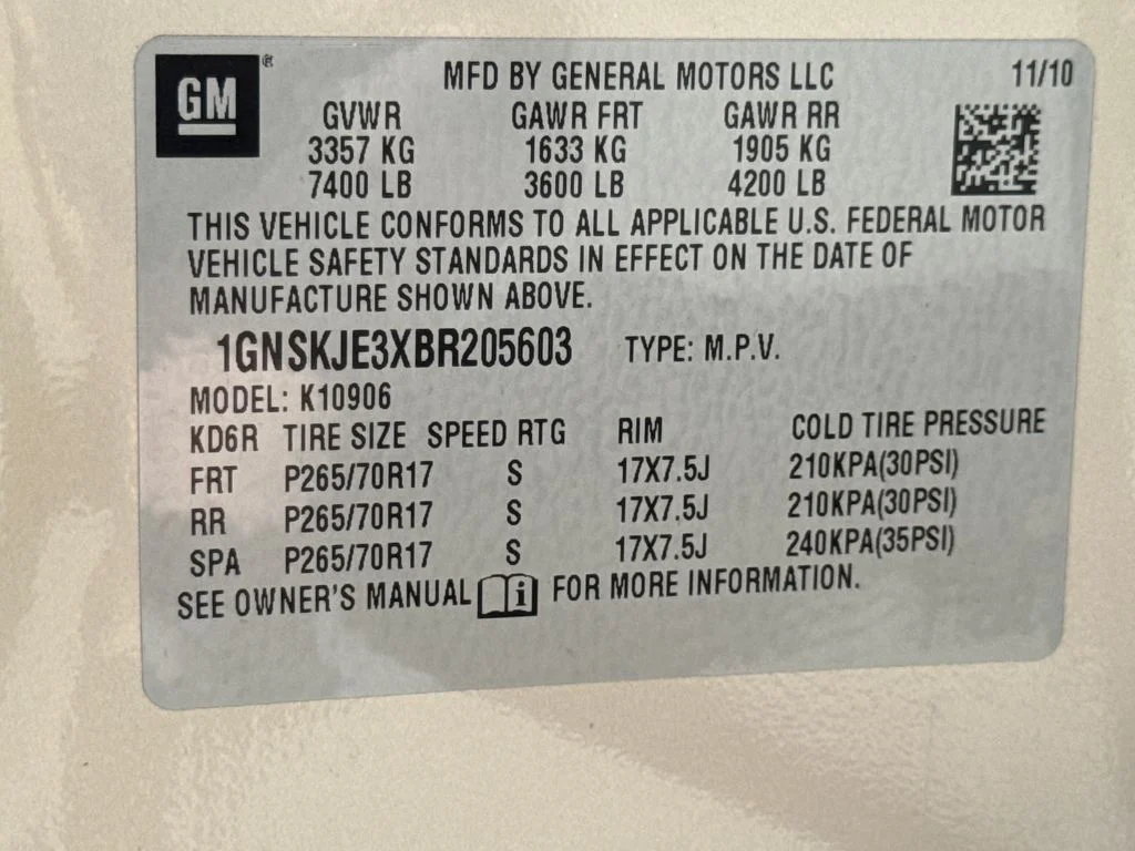 Used 2011 Gold Mist Metallic Chevrolet LT image 30