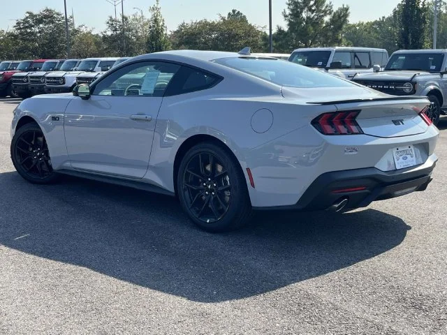 New 2026 White Ford GT image 4