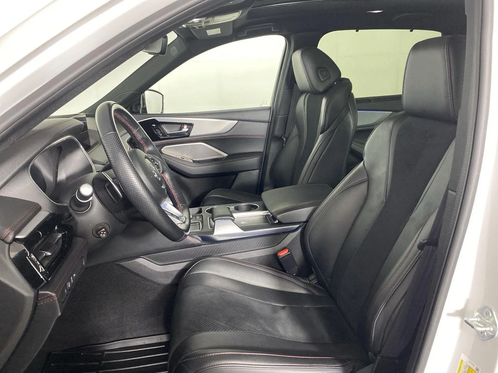 Used 2023 Platinum White Pearl Acura SH-AWD w/A-SPEC image 11