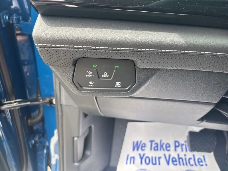 New 2026 Blue Volkswagen 2.0T SE w/Technology image 34