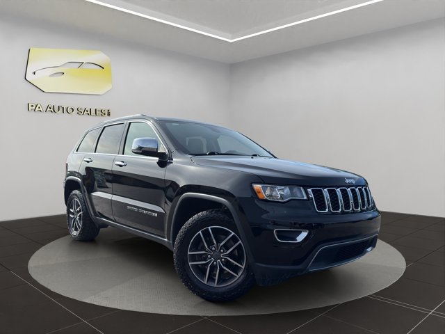 Used 2019 Diamond Black Crystal Pearlcoat Jeep Limited image 1