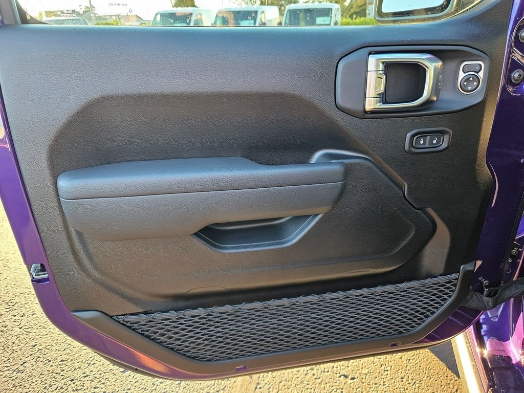 New 2026 Reign Exterior Paint Jeep Mojave image 10