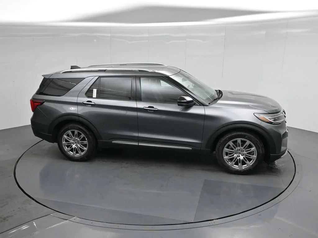 New 2026 Carbonized Gray Metallic Ford Platinum image 53