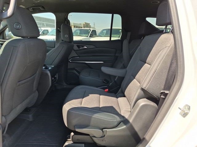 2025 Chevrolet Traverse LT - Photo 30