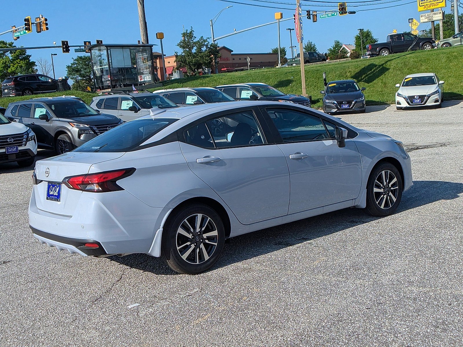 2025 Nissan Versa Sedan SV - Photo 26