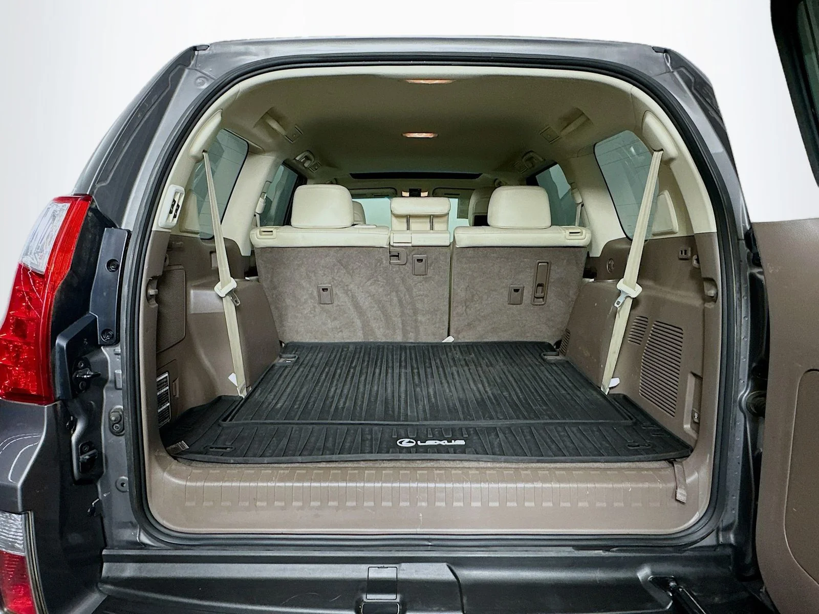 Used 2013 Knights Armor Pearl Lexus 460 Premium image 30