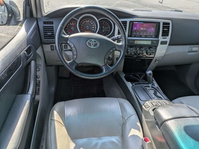 Used 2006  Toyota Limited image 13