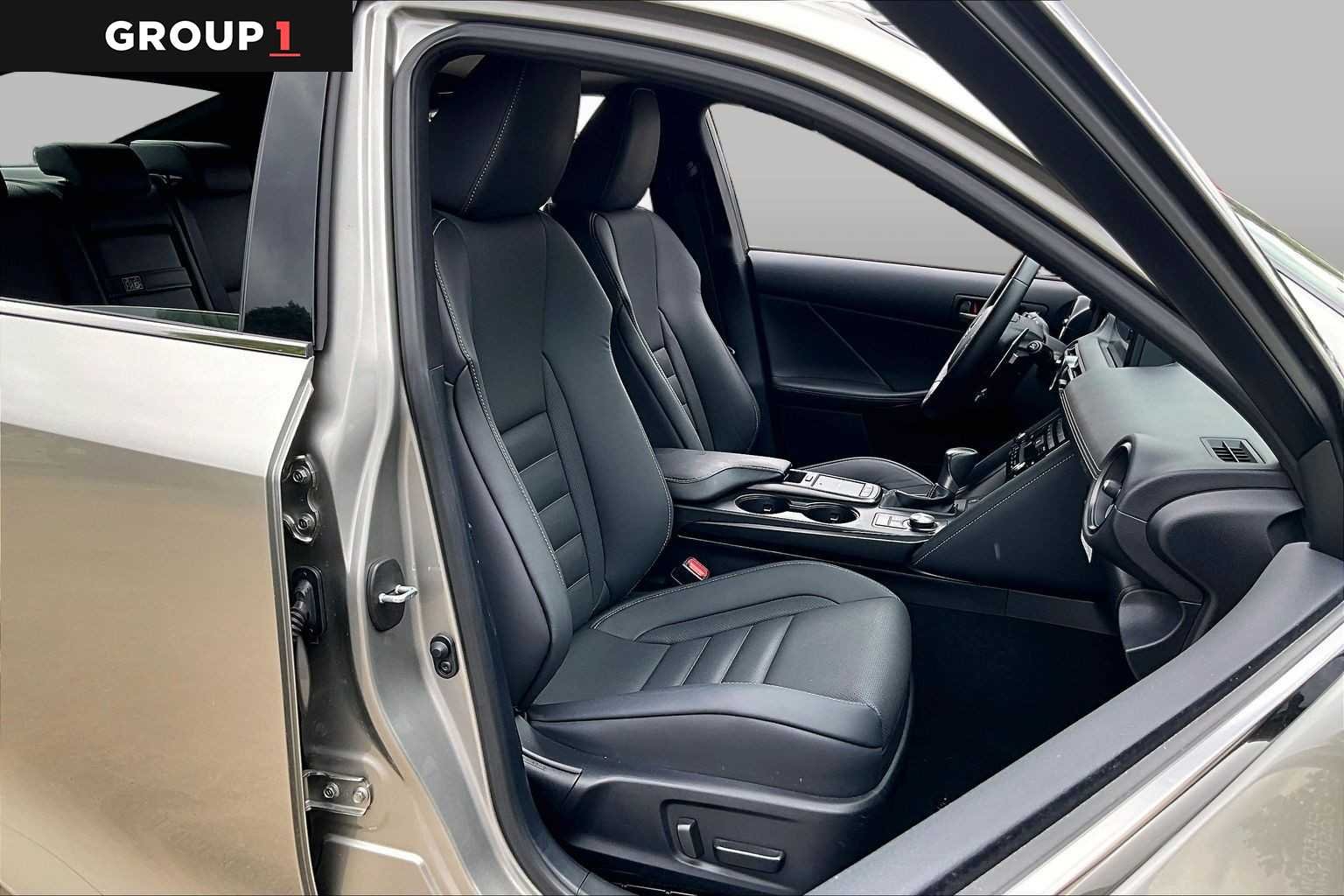 Used 2023 Atomic Silver Lexus F SPORT image 8