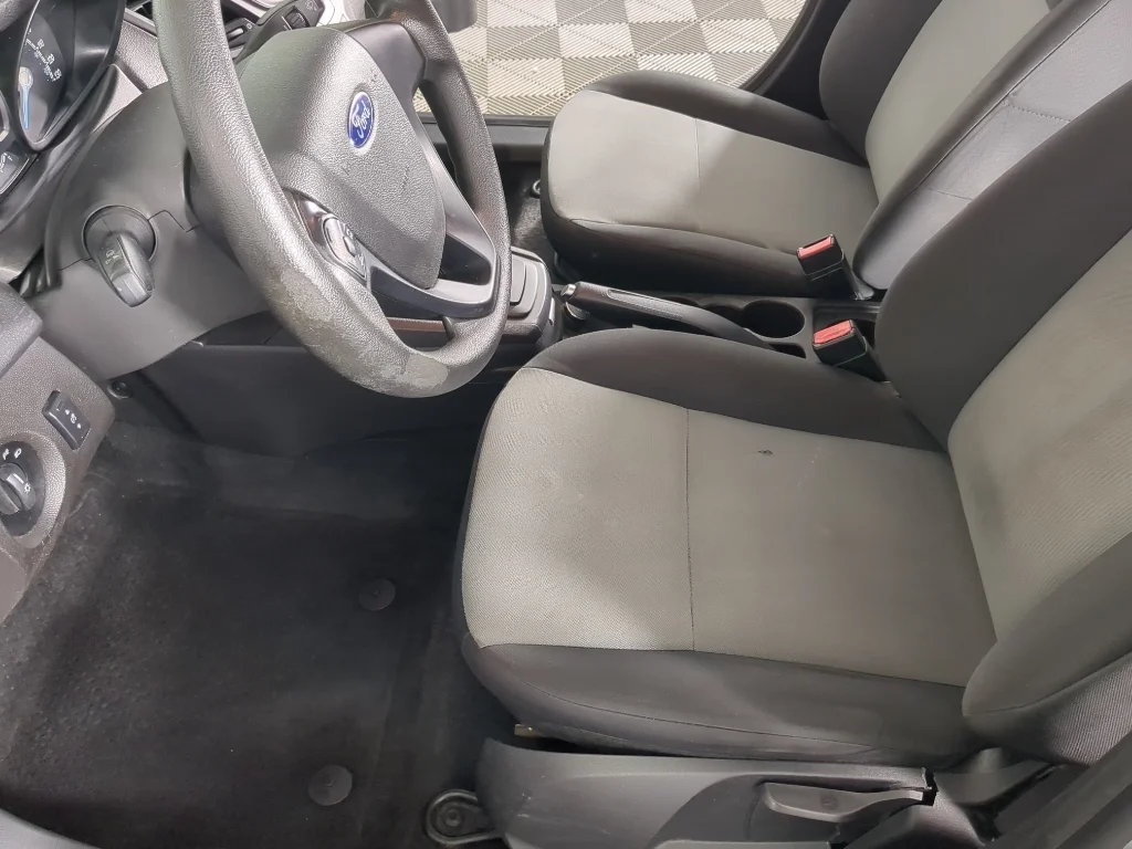 Used 2016 Silver Ford S image 10