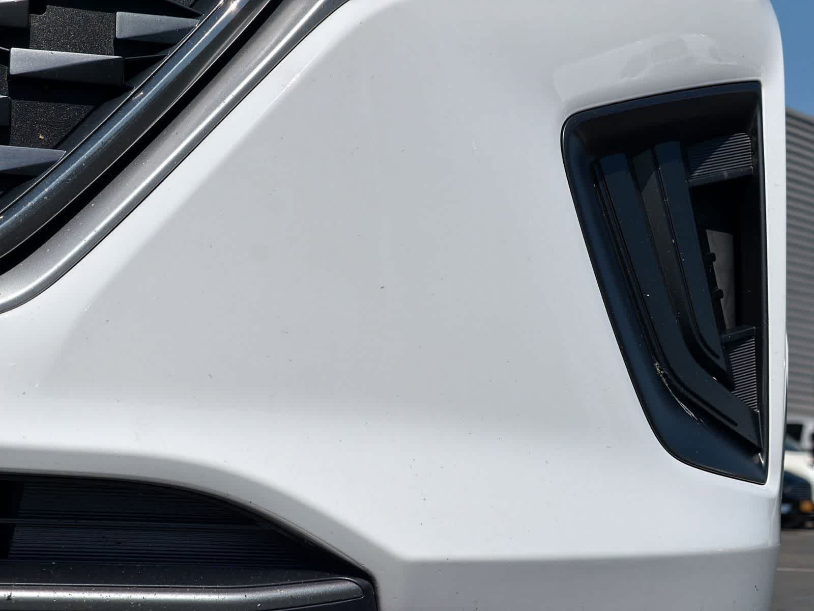 Used 2021 Ceramic White Hyundai Blue image 11