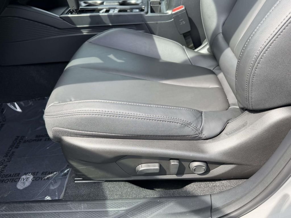 Used 2026 Beige Subaru Premium image 17