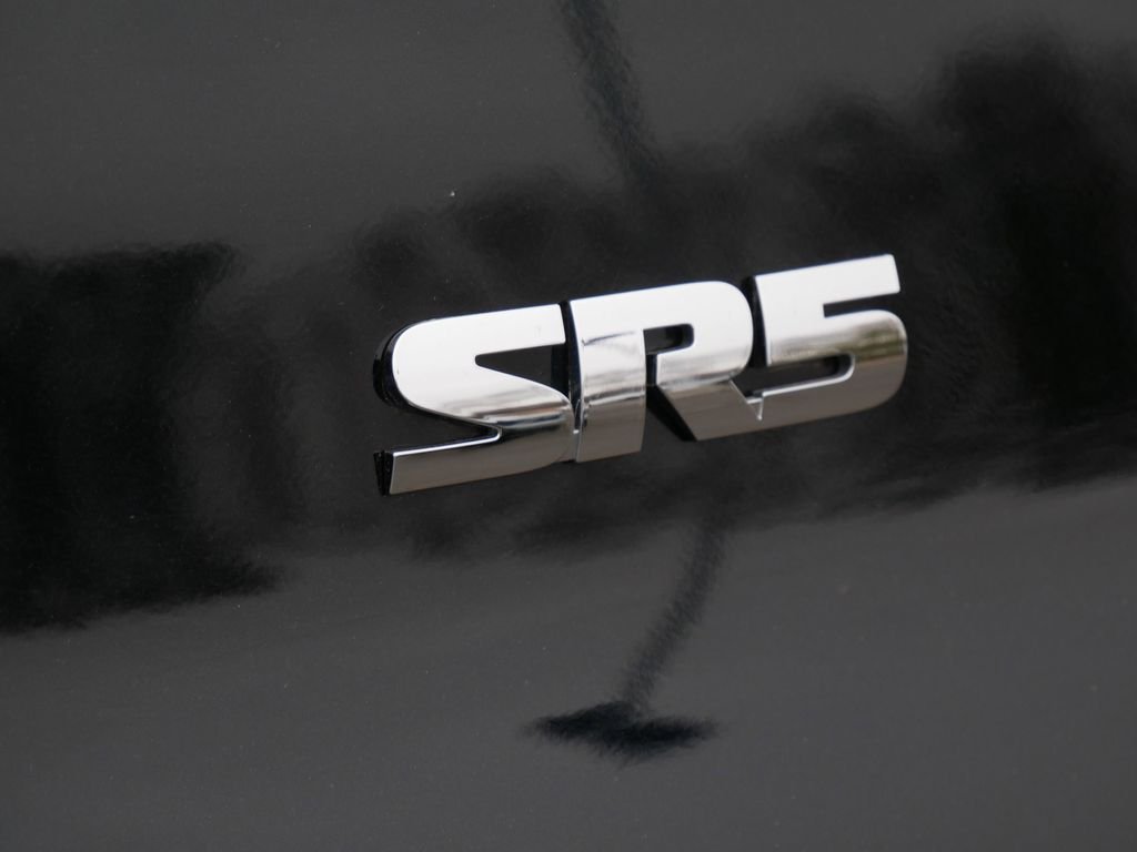 2024 Toyota 4Runner SR5 - Photo 10
