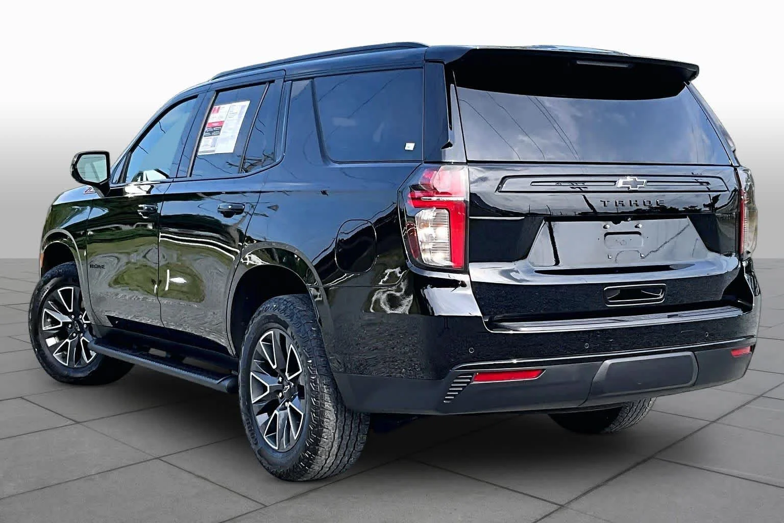 2023 Chevrolet Tahoe Z71 - Photo 12
