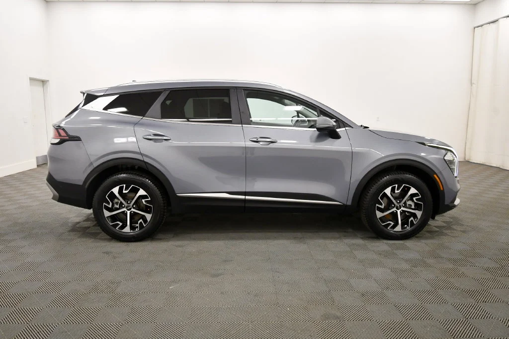 Certified Used 2023 Silver Kia EX image 9