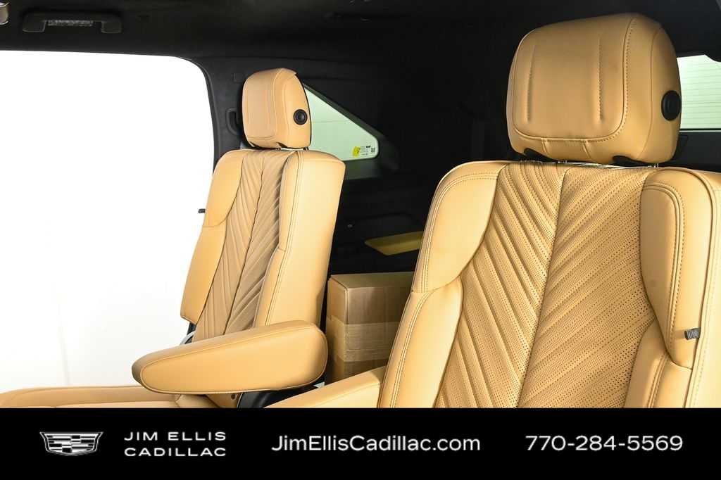 2025 Cadillac Escalade IQ Luxury 2 - Photo 23