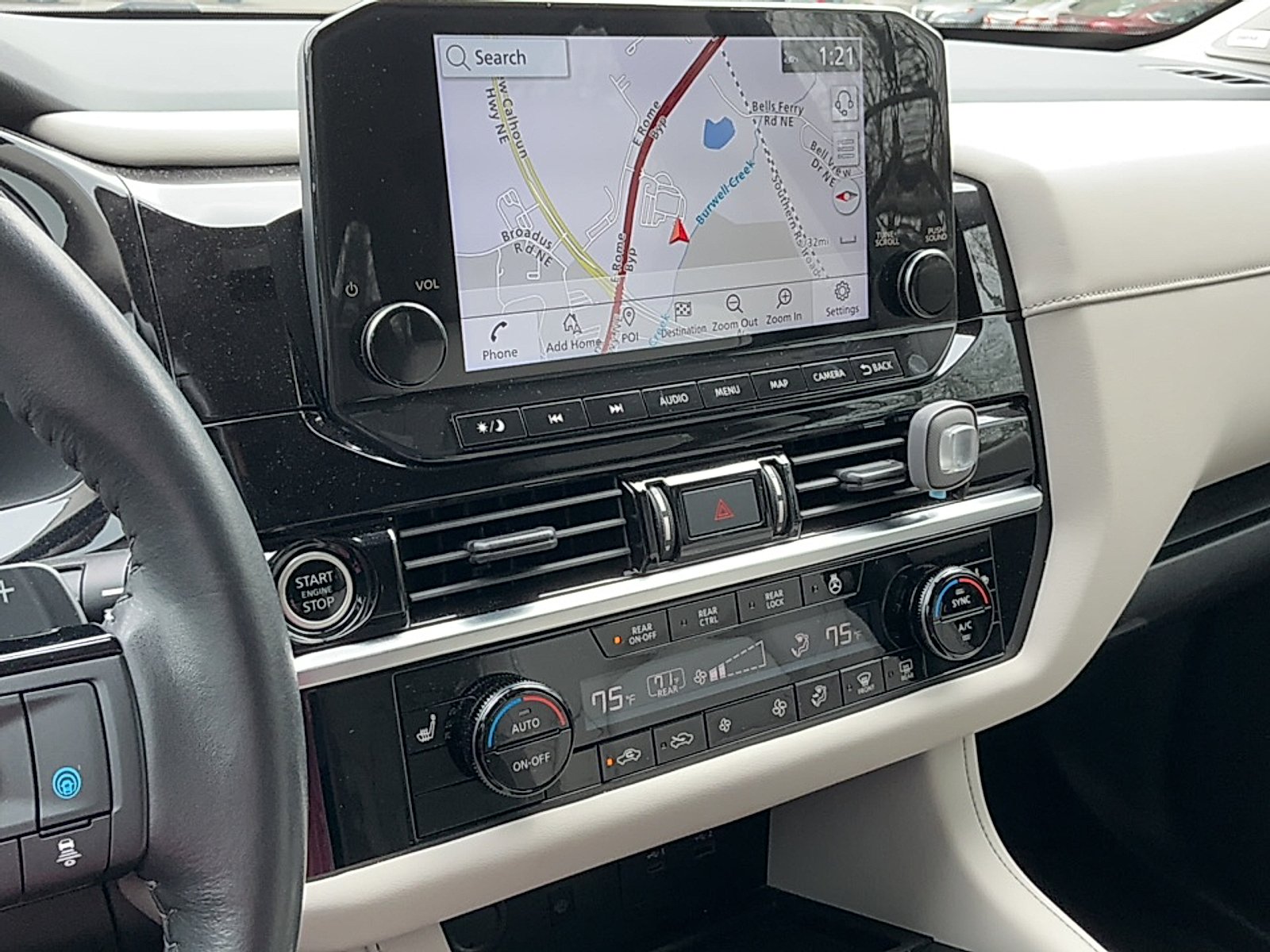 2023 Nissan Pathfinder SL - Photo 11