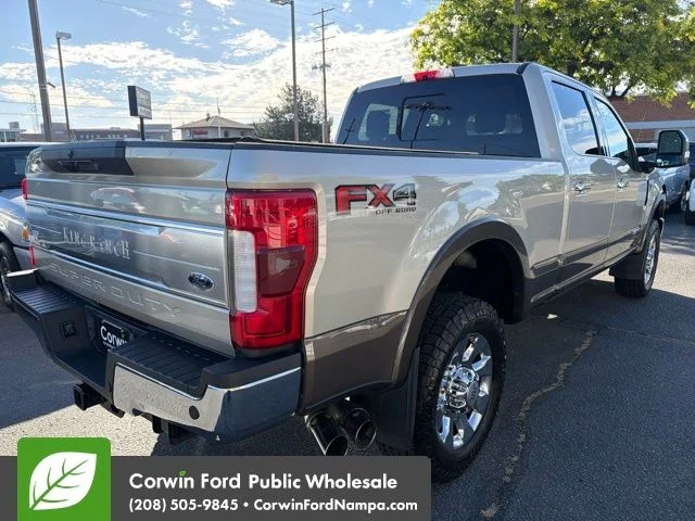 Used 2017 White Gold Metallic Ford  image 5