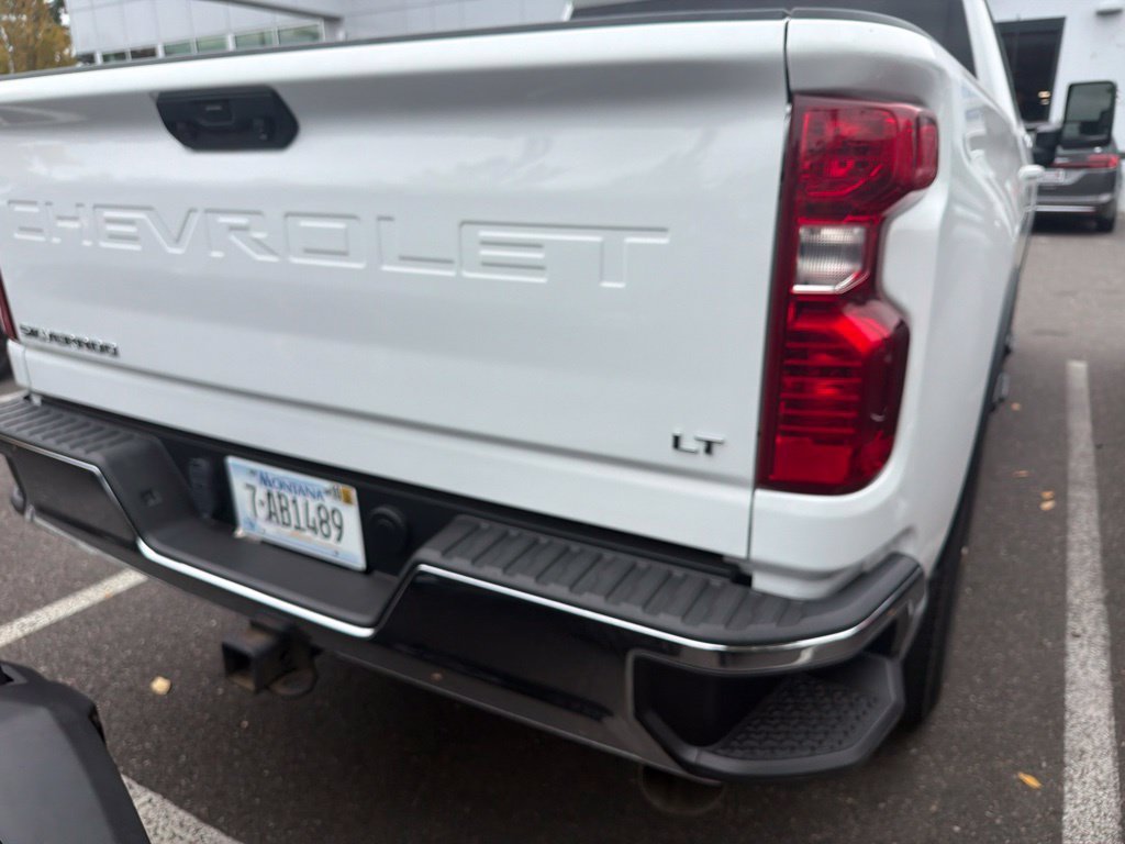Used 2022 Summit White Chevrolet LT image 19