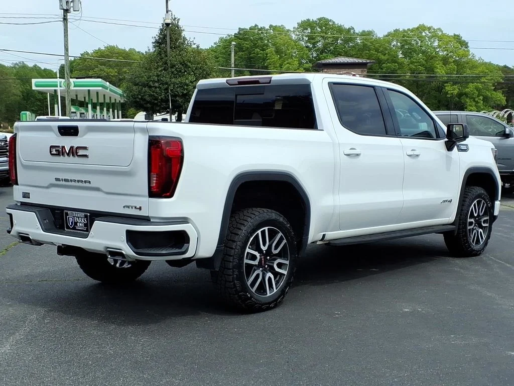 Used 2024 White GMC AT4 image 2