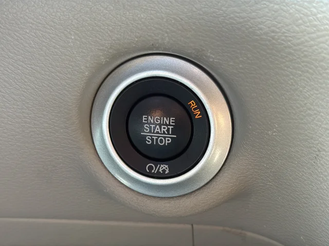 Used 2023 White Chrysler Touring L image 13