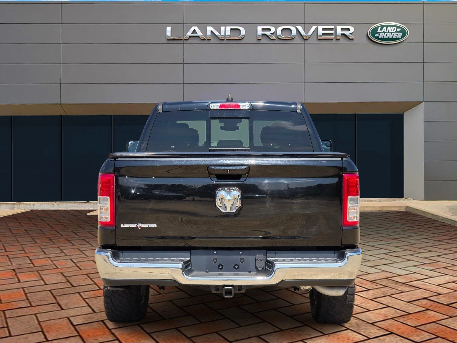 Used 2022 Diamond Black Crystal Pearlcoat Ram Lone Star image 5