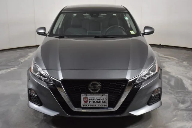 Used 2022 Gray Nissan 2.5 SV image 13