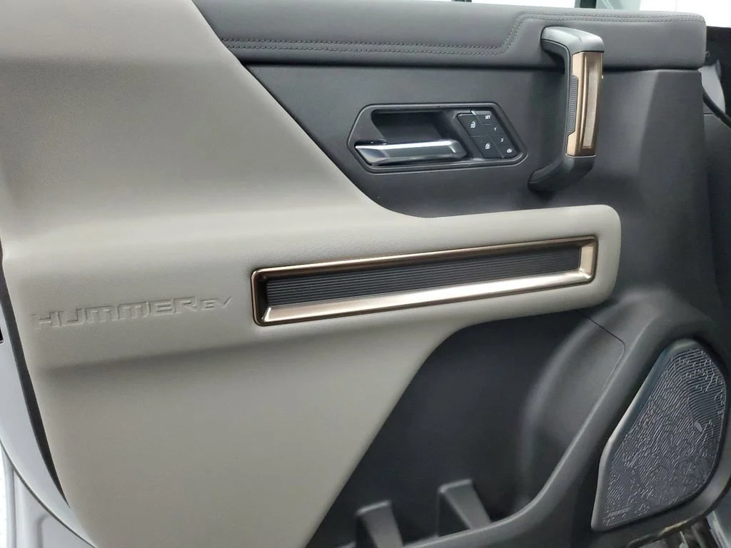 2025 GMC HUMMER EV 3X - Photo 25