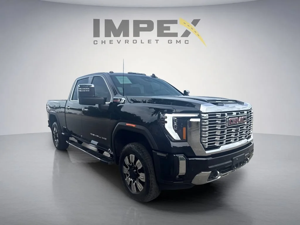 Used 2025 Onyx Black GMC Denali image 7
