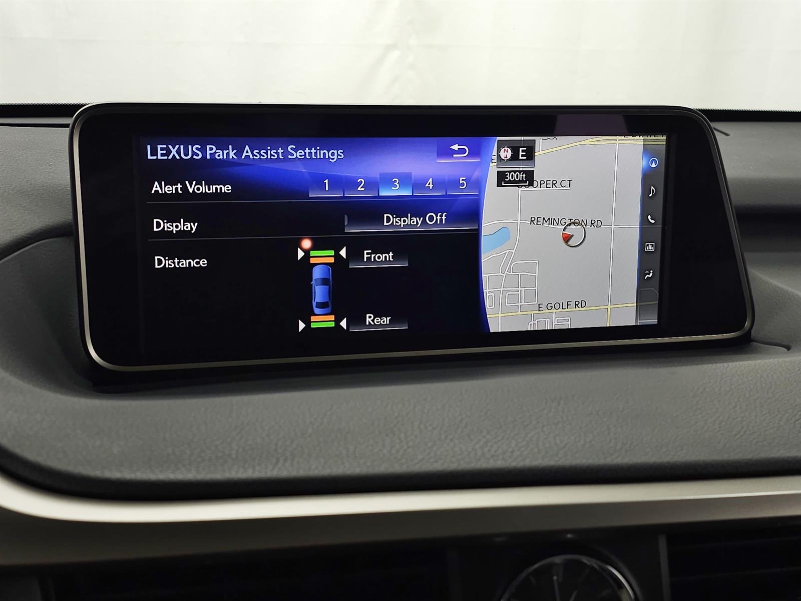 Used 2017 White Lexus F SPORT image 26