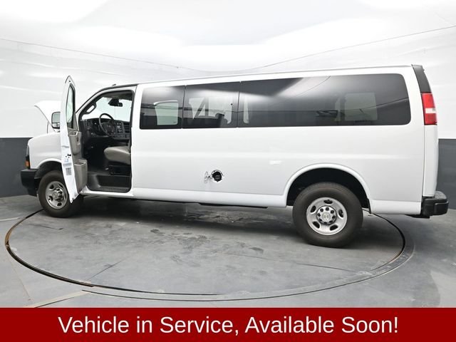 Used 2024 White Chevrolet LS image 43