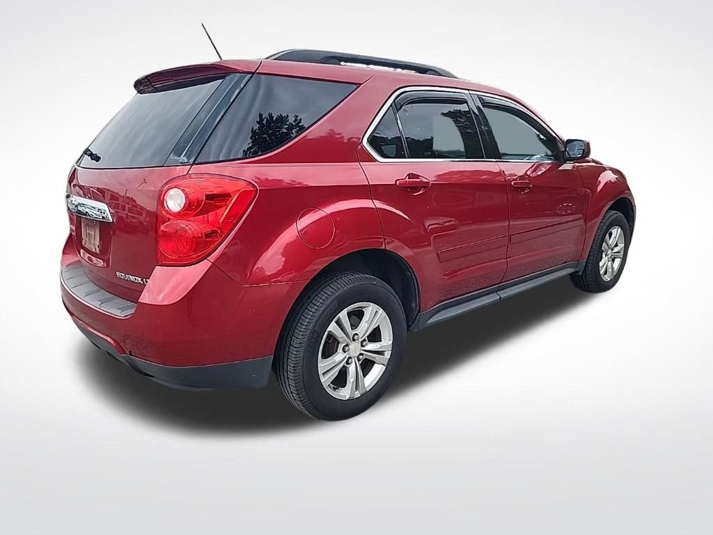 Used 2015 Red Chevrolet LT image 4