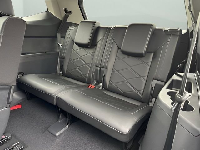 2026 Volkswagen Atlas SE w/Tech - Photo 23