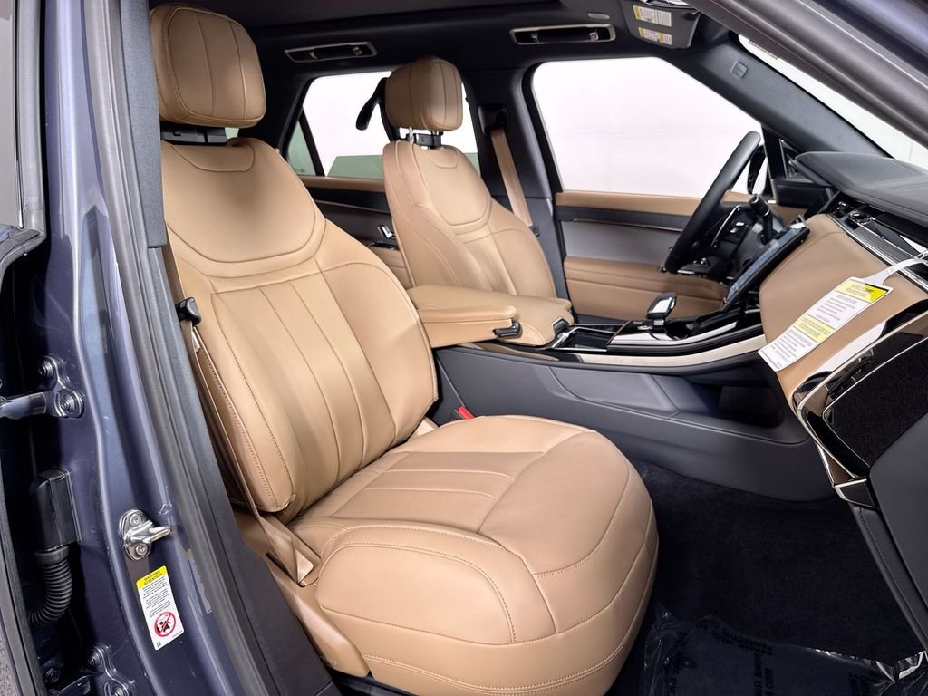 New 2026 Varesine Blue Land Rover SE image 23