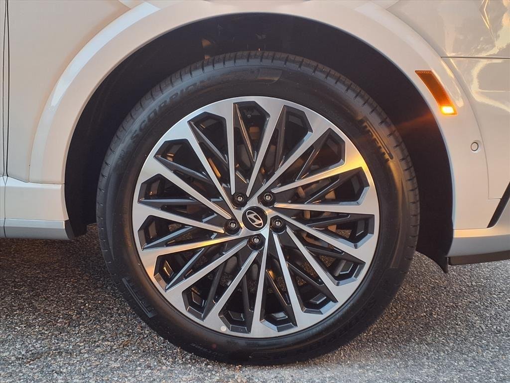 New 2026 Creamy White Pearl Hyundai Calligraphy AWD image 4