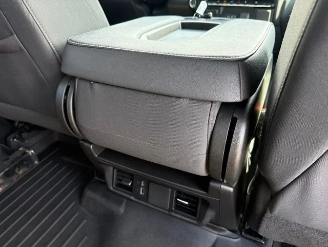 Used 2024 Summit White Chevrolet Custom image 42