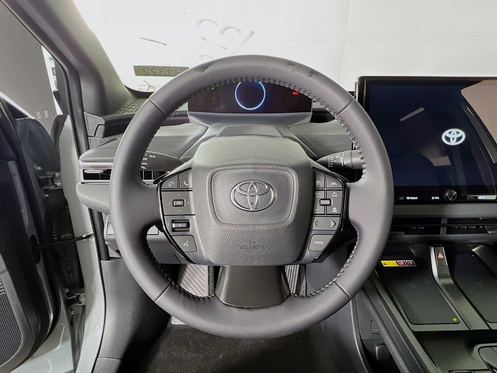 2026 Toyota C-HR — photo 8
