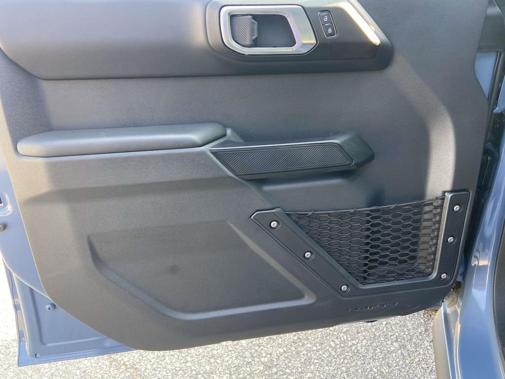 Used 2025 Gray Ford Outer Banks image 12