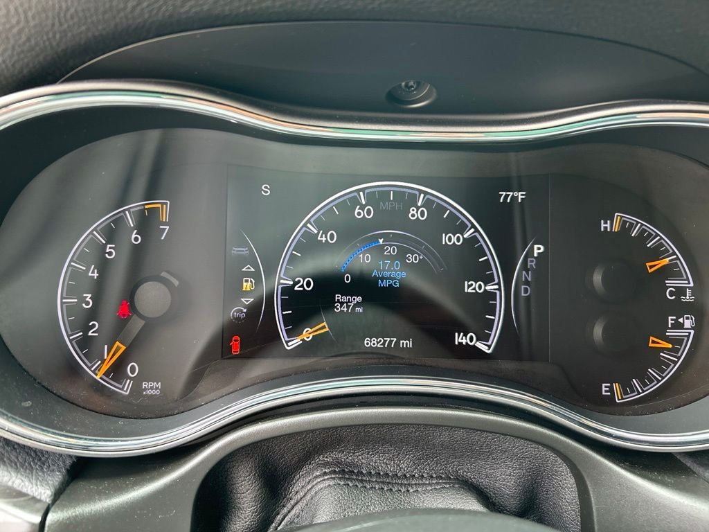 Used 2022 White Jeep Limited image 17