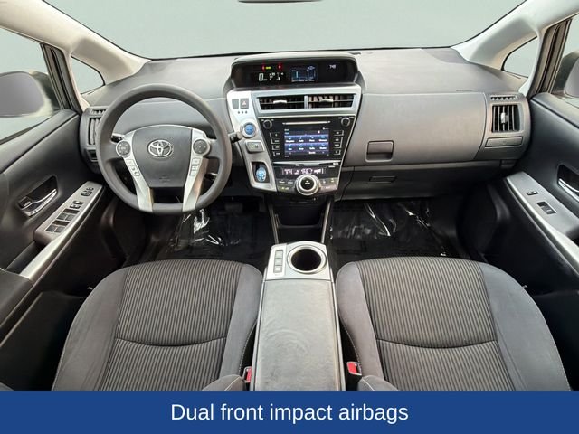 Used 2017 Silver Toyota Three image 27