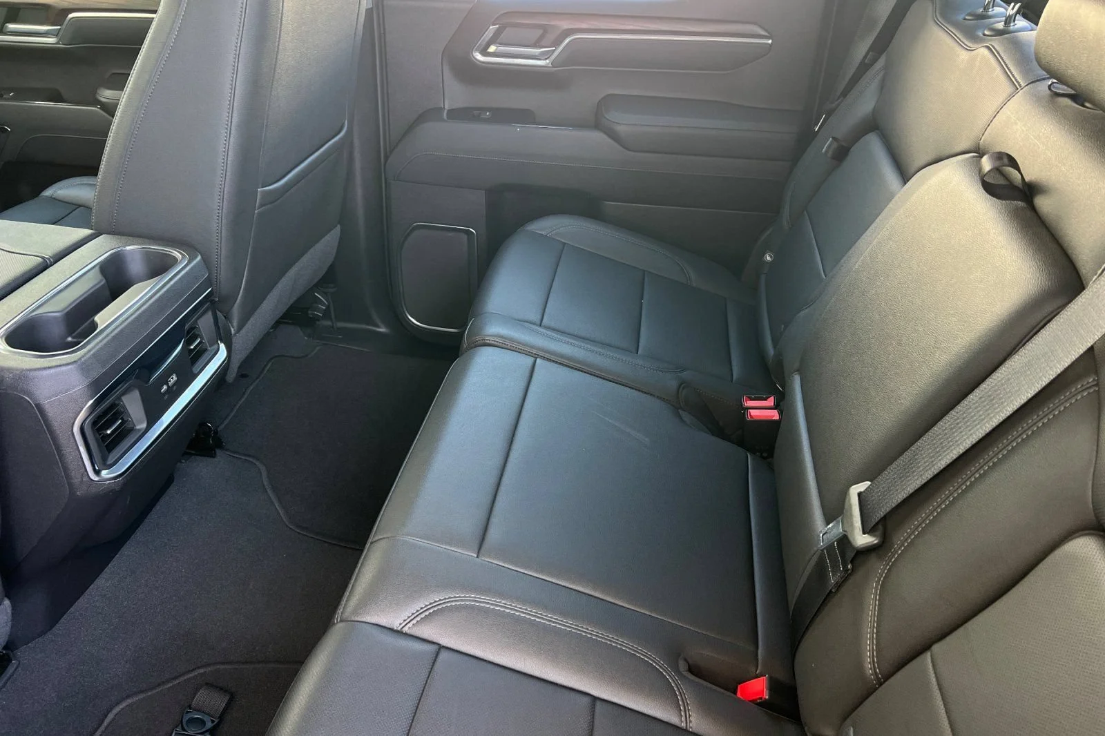 Used 2022 Summit White GMC SLT image 15